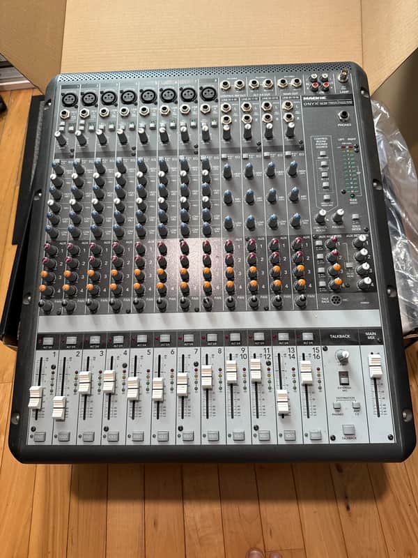 Mackie Onyx 1620: 16-Channel Analog Mixer for $215