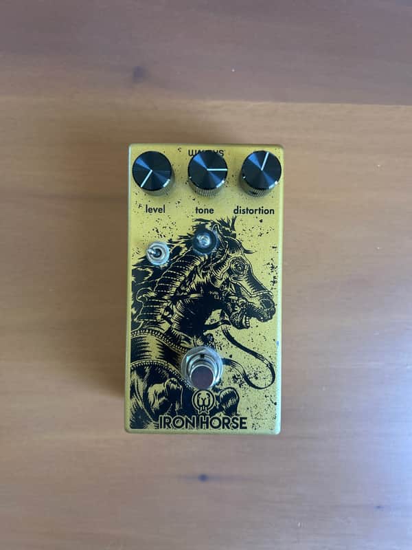 Walrus Audio Iron Horse V2 Yellow: $93! Save 67% off avg price