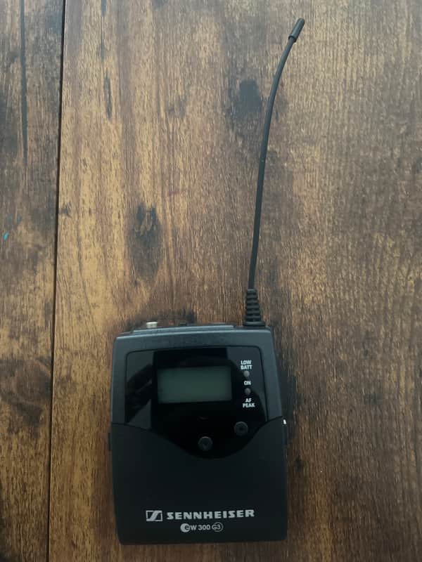 Sennheiser SK 300 G3 A-range: $275 (used) - Genuine Savings!