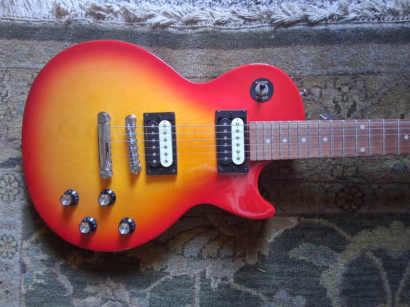 Epiphone Les Paul Studio Light