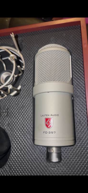 Rare Lauten Audio Clarion FC-357 Mic for $690 - Unbeatable Price!