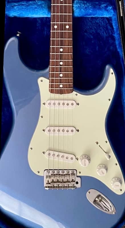 MINT Fender '60s Stratocaster MINT JAPAN - $951!