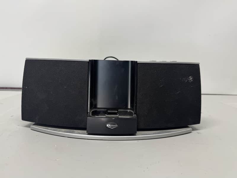 Klipsch iGroove Dock Speaker System: Save $50+ on a Premium Sound Experience!