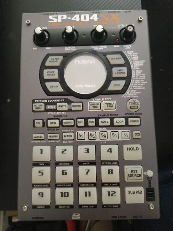 Roland SP-404SX: Save Big on This Classic Sampler