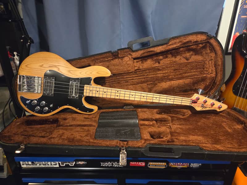 Vintage Peavey T-40: $825