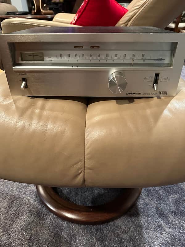 Vintage Pioneer TX-6500 II Tuner: Authentic Sound at a Steal!