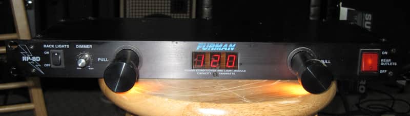 Furman RP-8D Power Conditioner and Light Module 2000s - Black