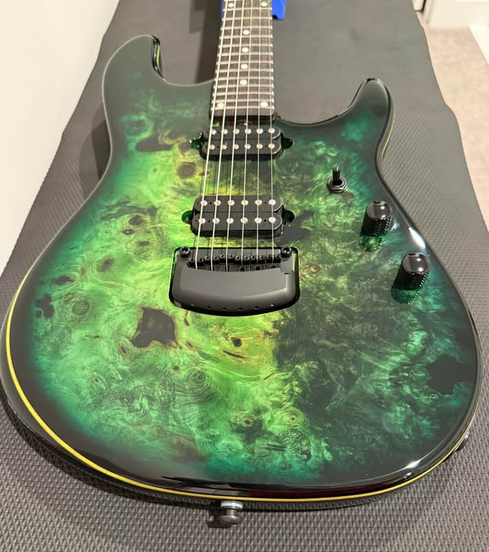 Jason Richardson Signature Cutlass HT 6 - $3499! Save $699