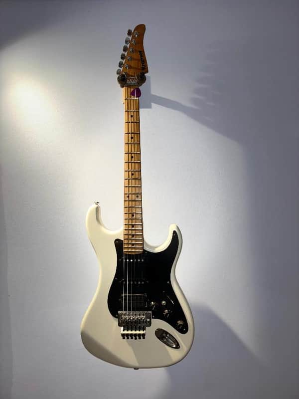 Kramer Pacer Deluxe: Save $800! 1980s Rarity with Maple Fretboard