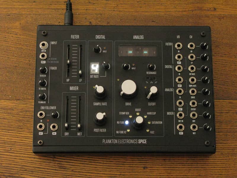 Save $0 on the Plankton Electronics Spice Modular Distortion Desktop Unit!
