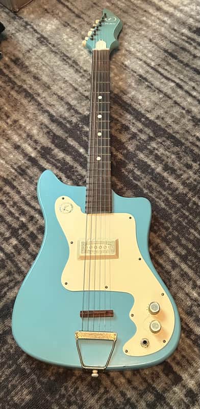 Vintage Vibes Alert! '62 Kay K311 Vanguard for $550!
