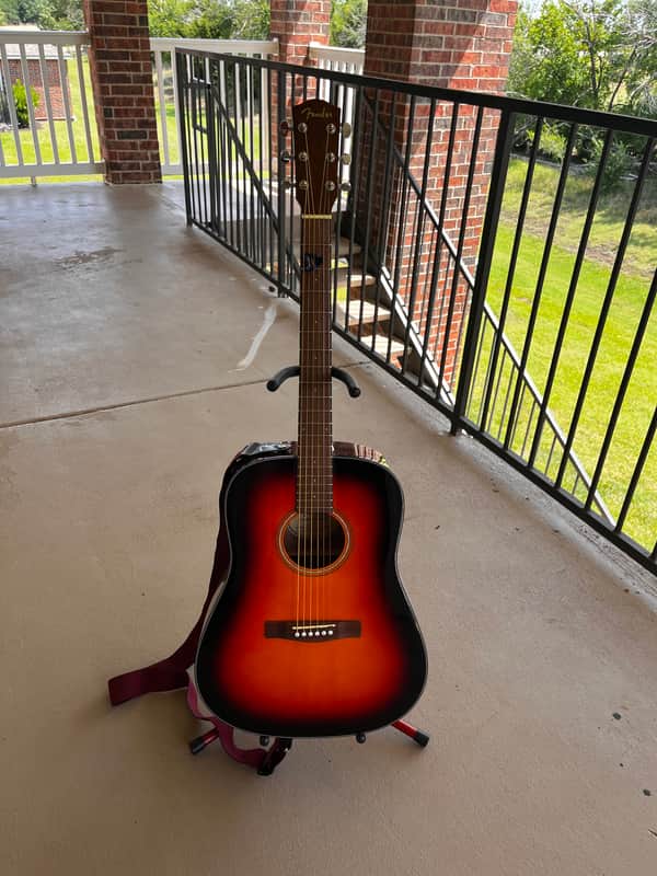 Fender CD-60S All-Mahogany: $190 (Save $0 from MSRP)
