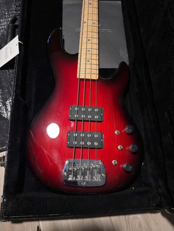 44% OFF NOS G&L L-2000 Bass!