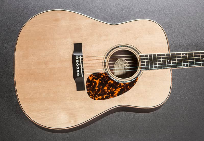 Larrivee D-09 Rosewood '22: $0 Off MSRP!