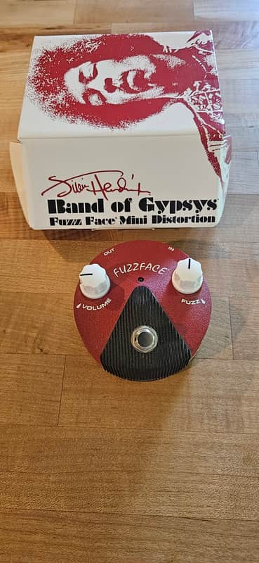 Sonic Savings: Dunlop FFM2 Germanium Fuzz Face Mini for $95!