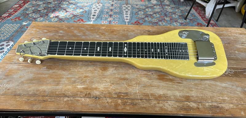 Vintage Fender Champion Lap Steel 50s - $645 (Save $1k+!)