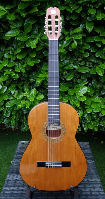 CLASSICAL GUITAR DEAL ALERT!